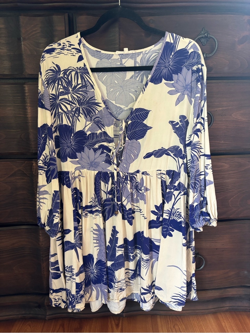 Label Of Love Tropical Blue & White Dress / Bathing Suit Cover Up, Size L